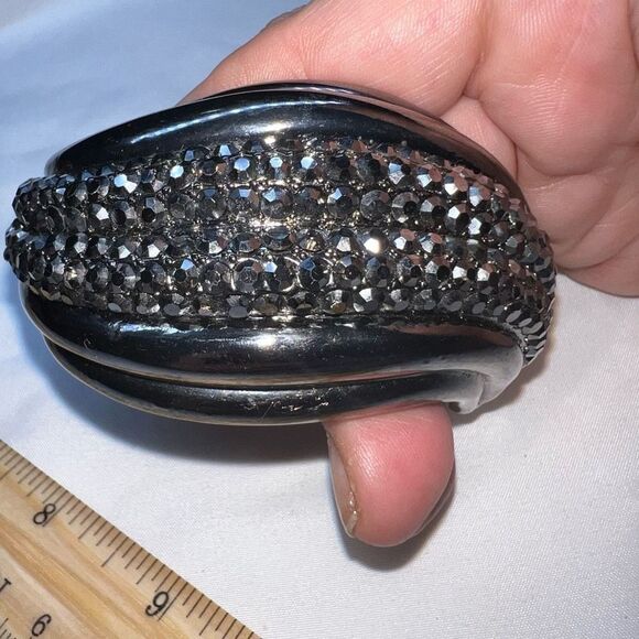 Vintage Gunmetal And Hematite Crystal MCM Hinged Cuff Bracelet - Picture 10 of 15